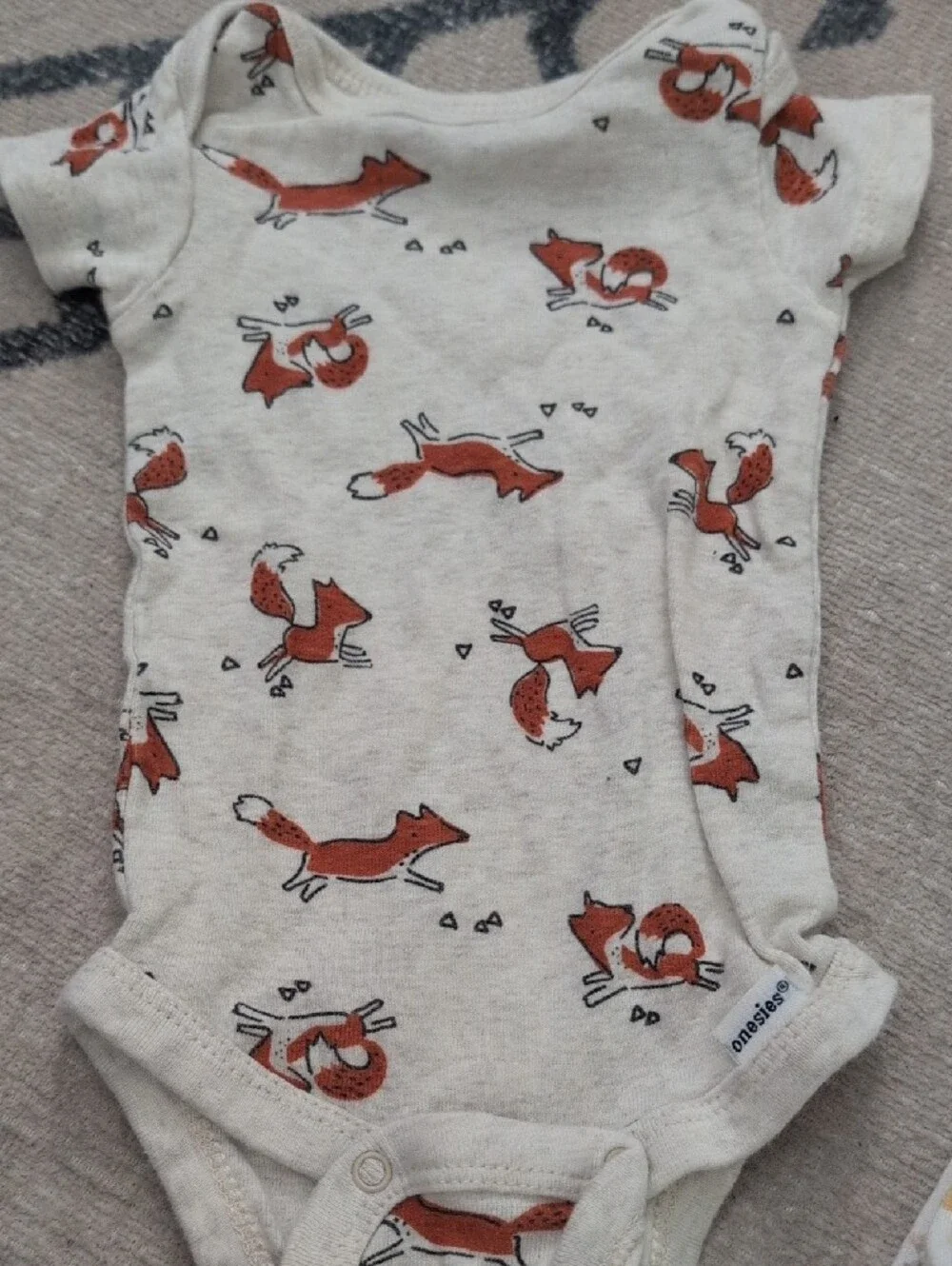 Lot 8 Baby Sleepers Size 0-3 & 3 Months. Carter's, Disney, Gerber, Old Navy
